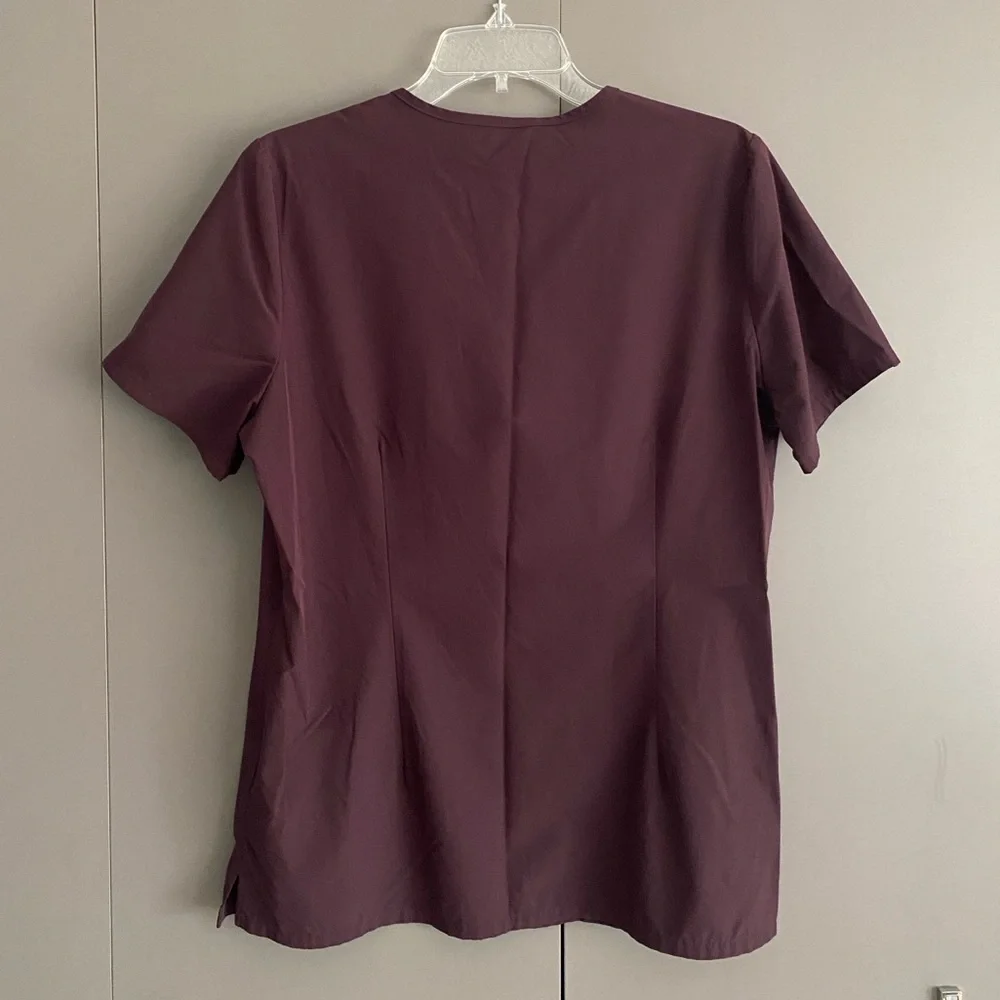 Figs Women’s Catarina One-Pocket Scrub Top - Picture 4 of 9